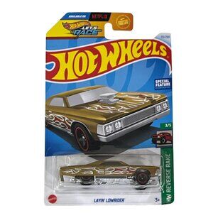 Hot Wheels Layin' Lowrider Gold Flames 2023 Reverse Rake Car 1:64